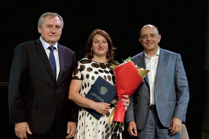 Глава Алтайского района удостоена Благодарственного письма президента России